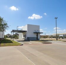 24907 Westheimer Pkwy, Katy, TX à louer Photo de l’immeuble– Image 2 sur 4