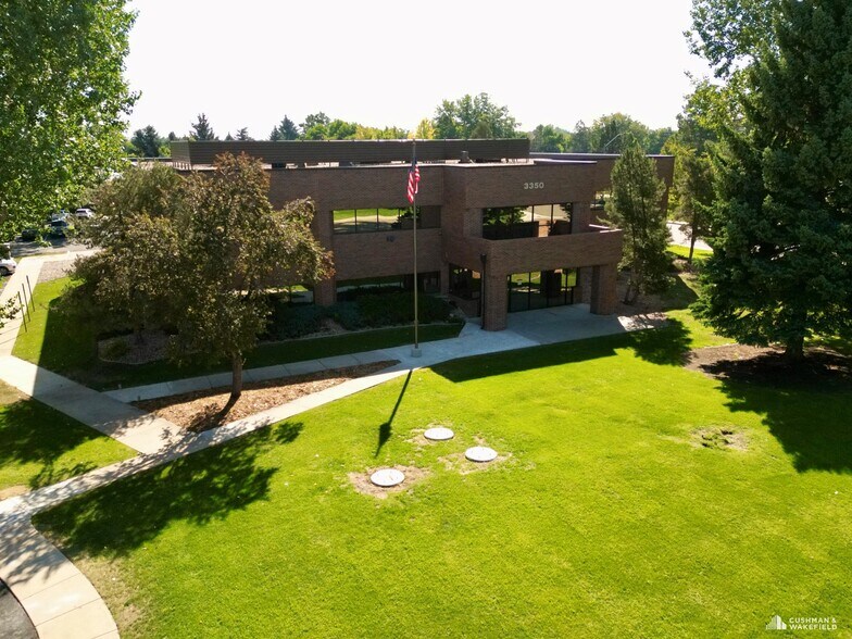 3350 Eastbrook Dr, Fort Collins, CO à louer - Photo de l’immeuble – Image 1 sur 6