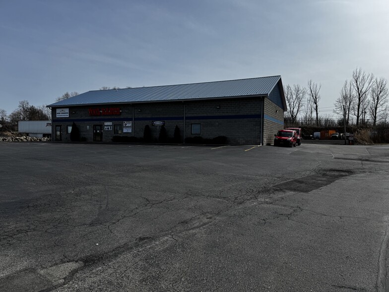406 Rt-104, Ontario, NY à louer - Photo de l’immeuble – Image 2 sur 6