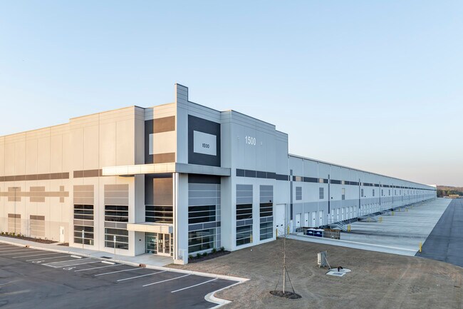 Plus de détails pour 1500 Delta Dr, Gastonia, NC - Industriel/Logistique à vendre
