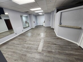 1693 Flanigan Dr, San Jose, CA à louer Photo intérieure– Image 2 sur 3