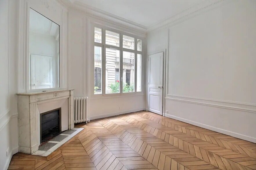 Bureau dans Paris à louer - Photo de l’immeuble – Image 1 sur 8
