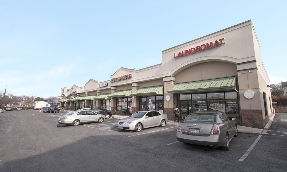 1302 Hanover Ave, Allentown, PA à vendre - Photo principale – Image 1 sur 2