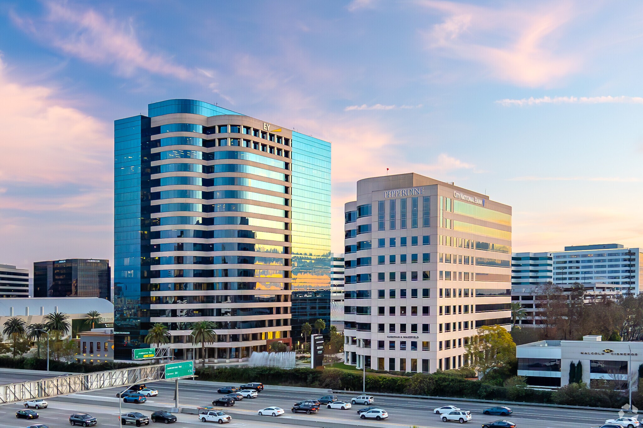 18101 Von Karman Ave, Irvine, CA à louer Photo principale– Image 1 sur 28