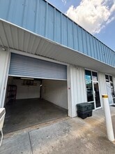 2583 N Orange Blossom Trl, Kissimmee, FL à louer Photo intérieure– Image 1 sur 8