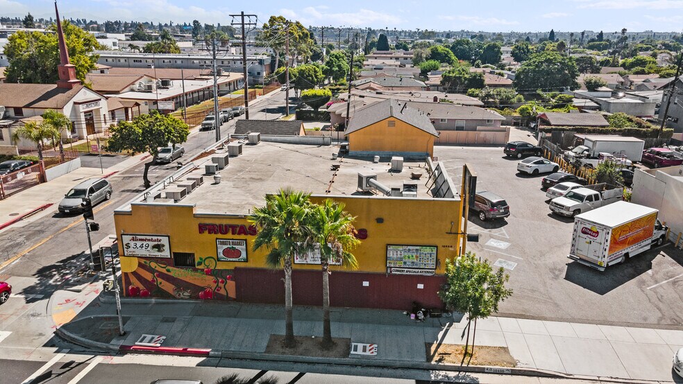 10400 S Prairie Ave, Inglewood, CA à vendre - Photo de l’immeuble – Image 2 sur 18