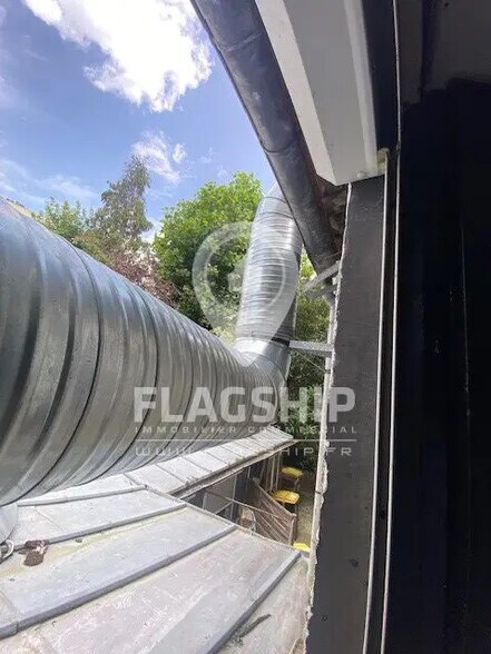 Local commercial dans Montmorency à vendre - Photo de l’immeuble – Image 2 sur 4