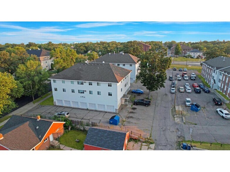1020 6th Ave S, Saint Cloud, MN à vendre - Photo de l’immeuble – Image 3 sur 45