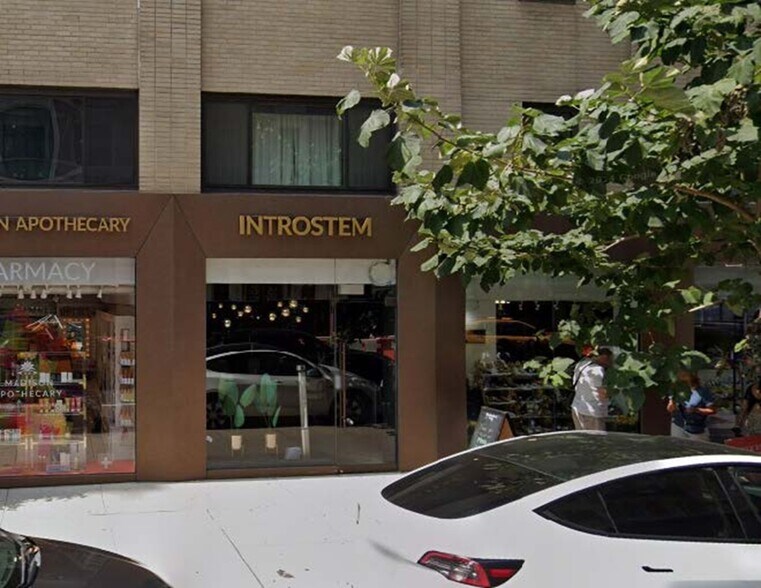 1114-1120 Madison Ave, New York, NY à louer - Photo de l’immeuble – Image 2 sur 6