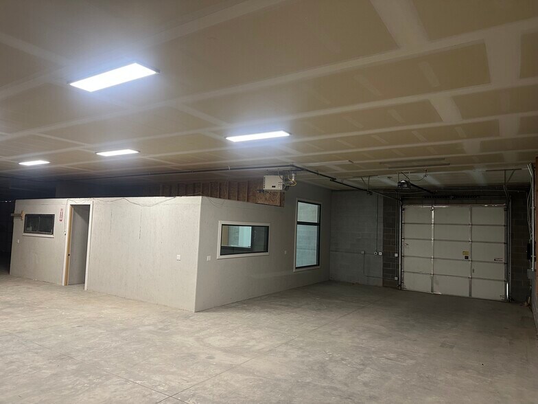 462 Airport Rd, Heber City, UT à louer - Photo de l’immeuble – Image 2 sur 4