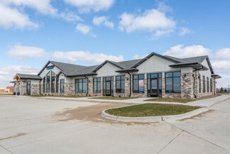 Plus de détails pour 5705 NW 100th St, Johnston, IA - Bureau/Local commercial à louer