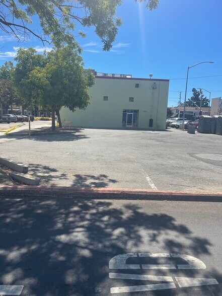 7500 Monterey Rd, Gilroy, CA à vendre - Photo de l’immeuble – Image 3 sur 22