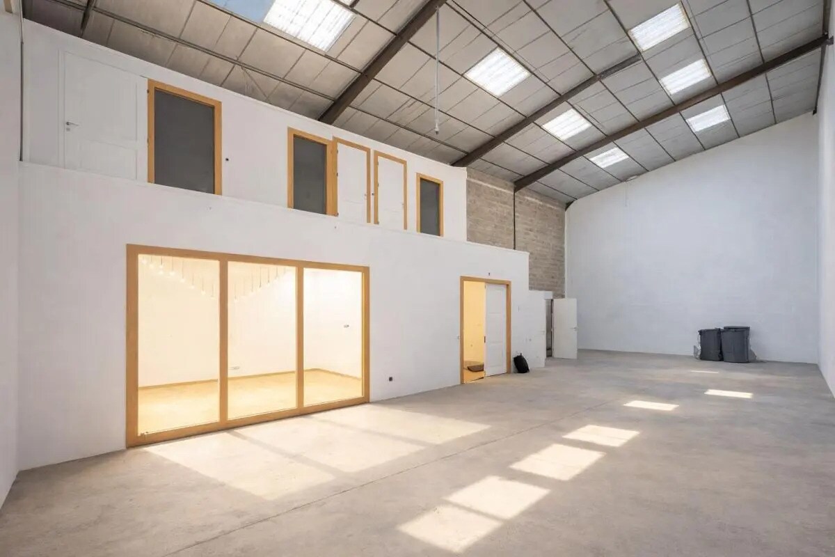 Bureau dans Vaulx-en-Velin à louer Photo intérieure– Image 1 sur 7