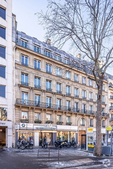 49 Avenue De La Grande Armée, Paris à louer - Photo de l’immeuble – Image 2 sur 3