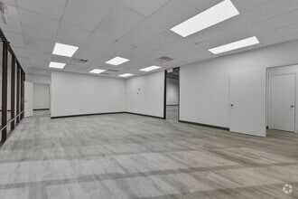 11381 Meadowglen Ln, Houston, TX à louer Photo intérieure– Image 2 sur 8