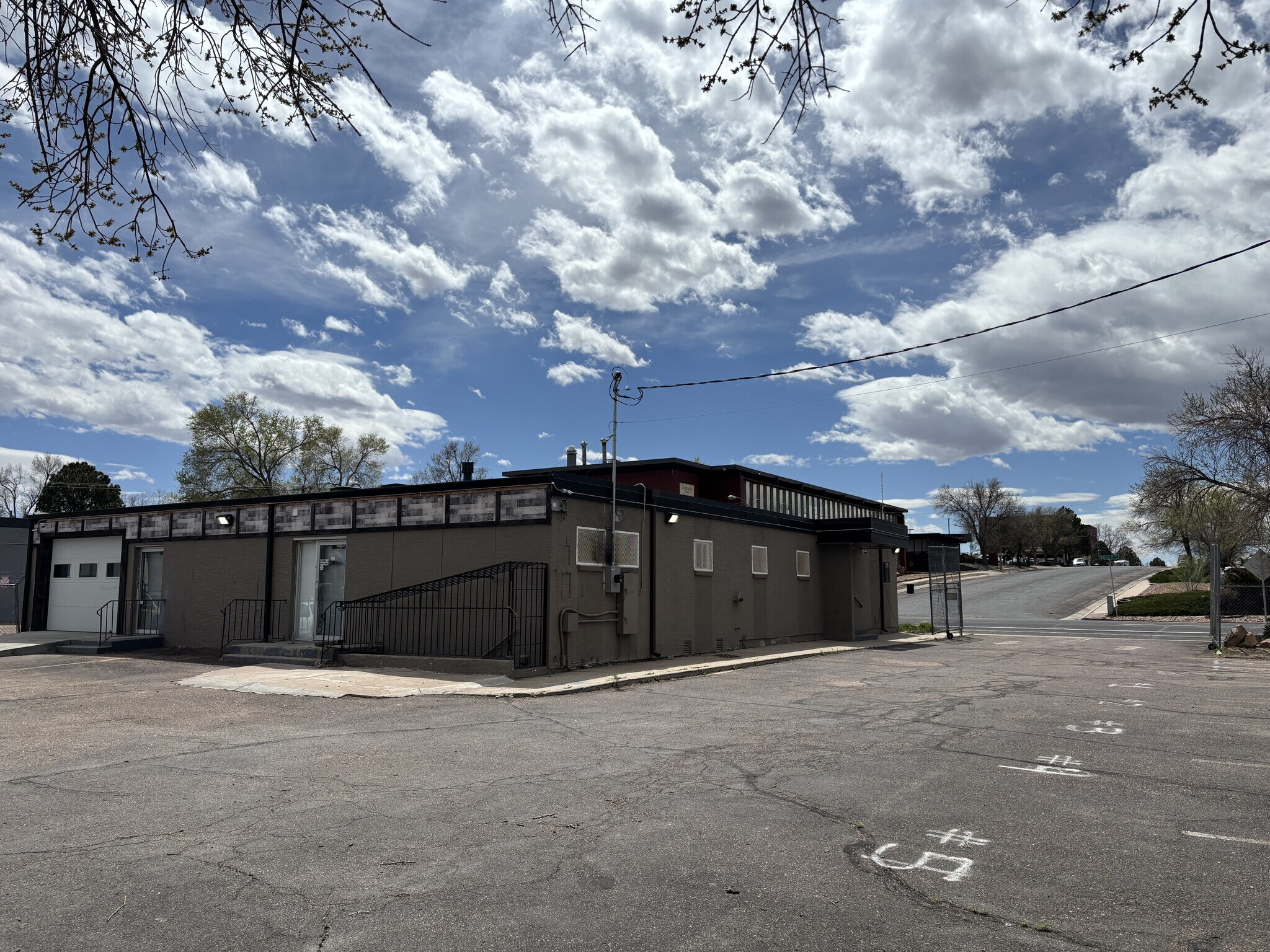 2502 E Bijou St, Colorado Springs, CO à vendre Photo principale– Image 1 sur 13