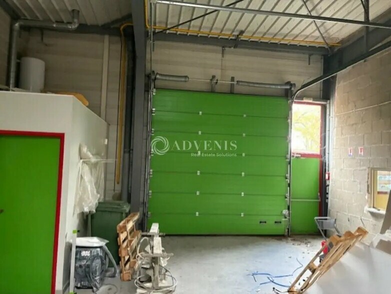 Local d'activités dans Mer à vendre - Photo intérieure – Image 3 sur 3