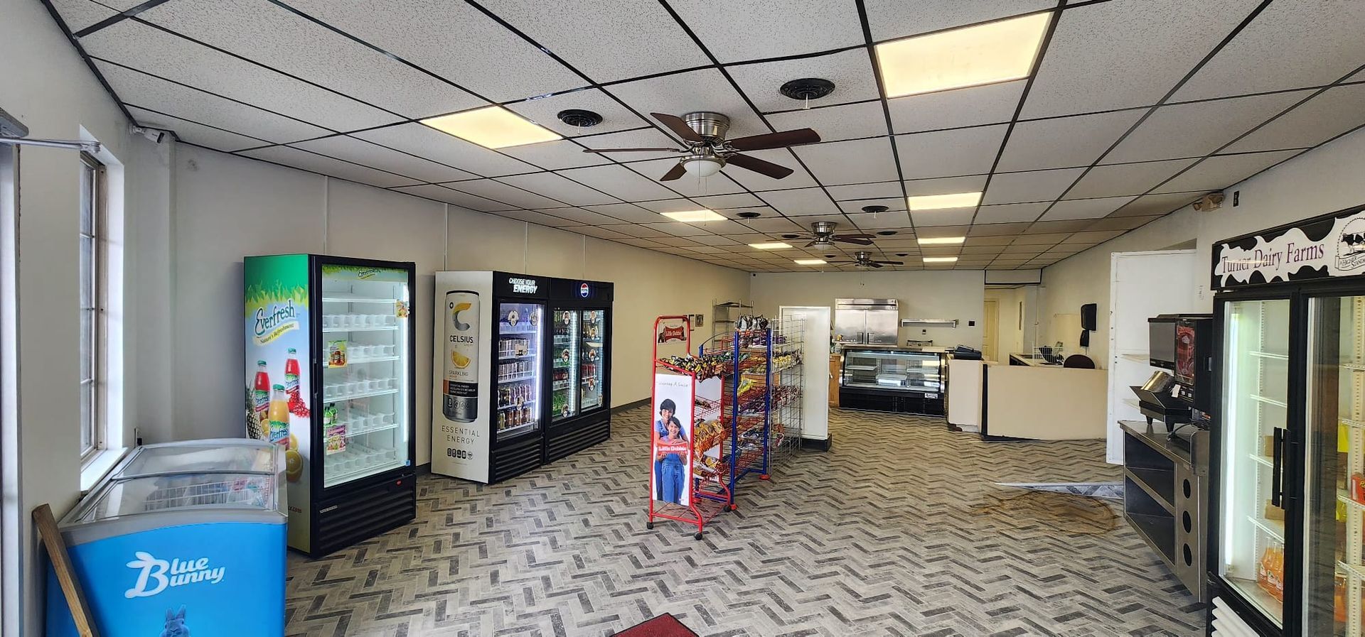 373 Munson Ave, Mc Kees Rocks, PA à louer Photo intérieure– Image 1 sur 13