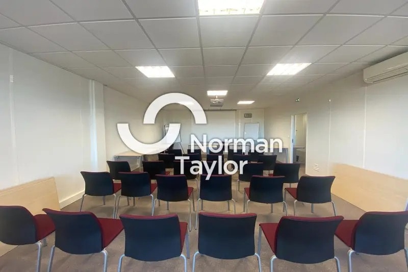 Bureau dans Montpellier à louer - Photo de l’immeuble – Image 3 sur 24