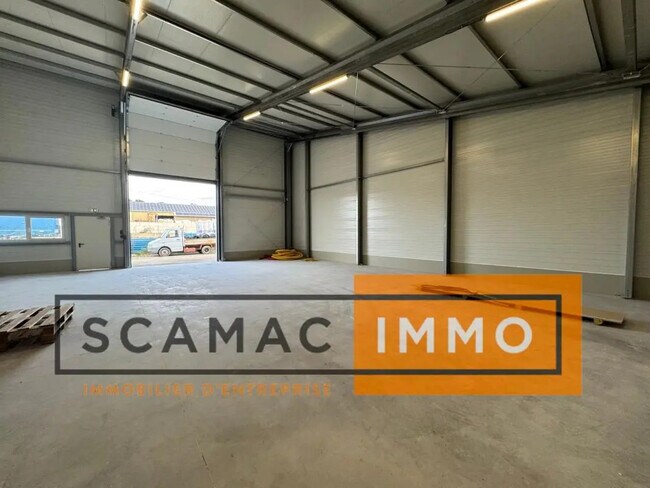 Plus de détails pour Industriel/Logistique à louer