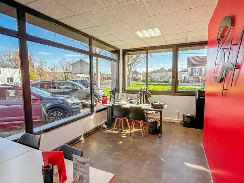 Bureau dans BRIVE-LA-GAILLARDE à louer - Photo de l’immeuble – Image 1 sur 3