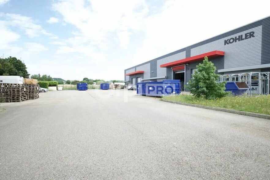 Bureau dans Dagneux à louer - Photo de l’immeuble – Image 2 sur 2