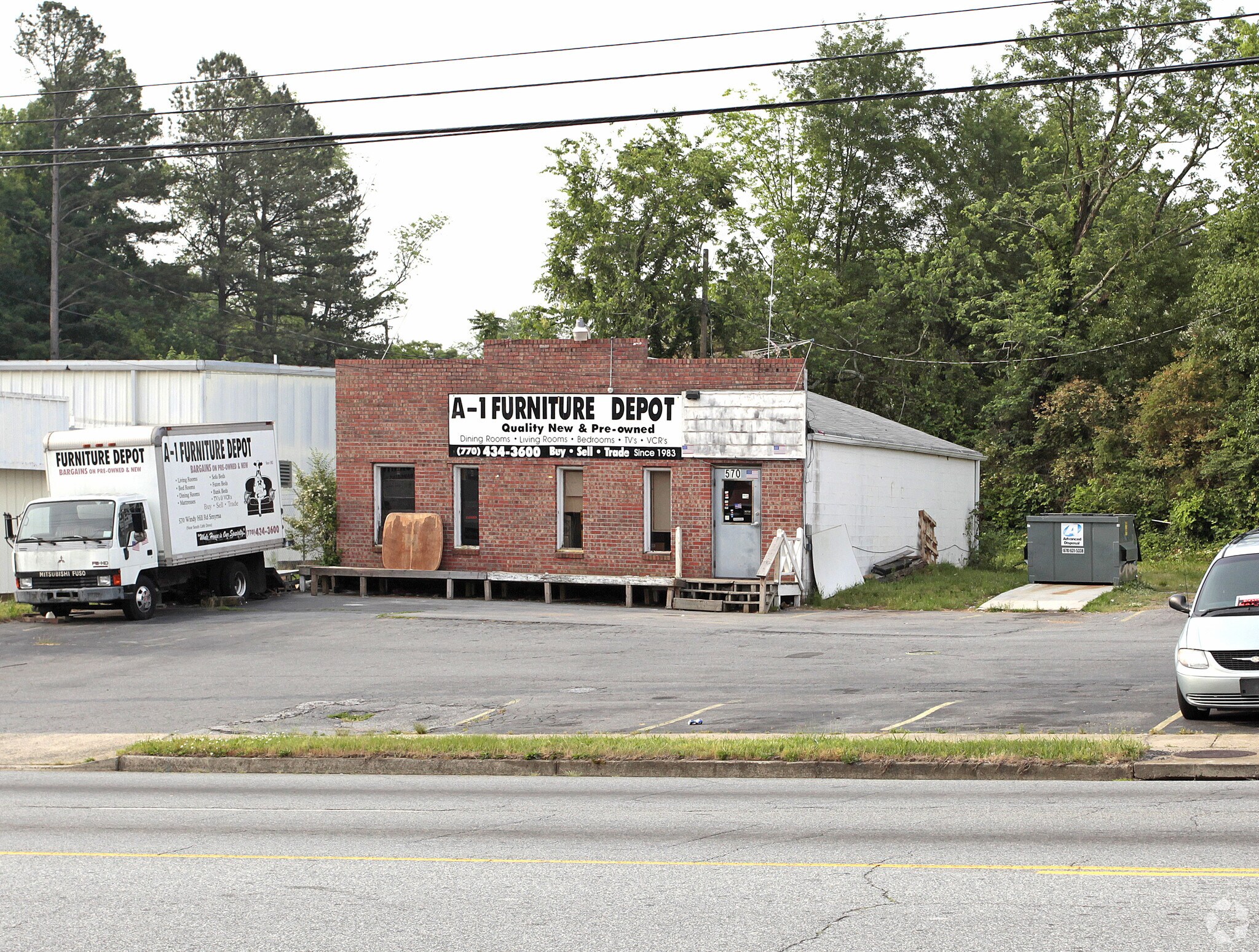 570 SE Windy Hill Rd, Smyrna, GA à vendre Photo principale– Image 1 sur 3