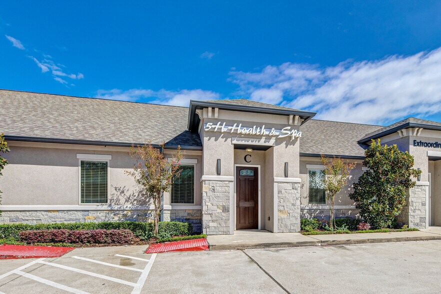 12250 Queenston Blvd, Houston, TX à vendre - Photo de l’immeuble – Image 2 sur 11