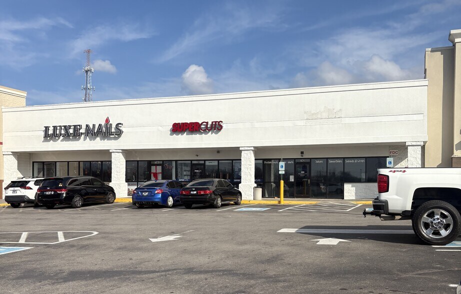 750-800 Watkins Rd, Maryville, TN à louer - Photo de l’immeuble – Image 2 sur 5