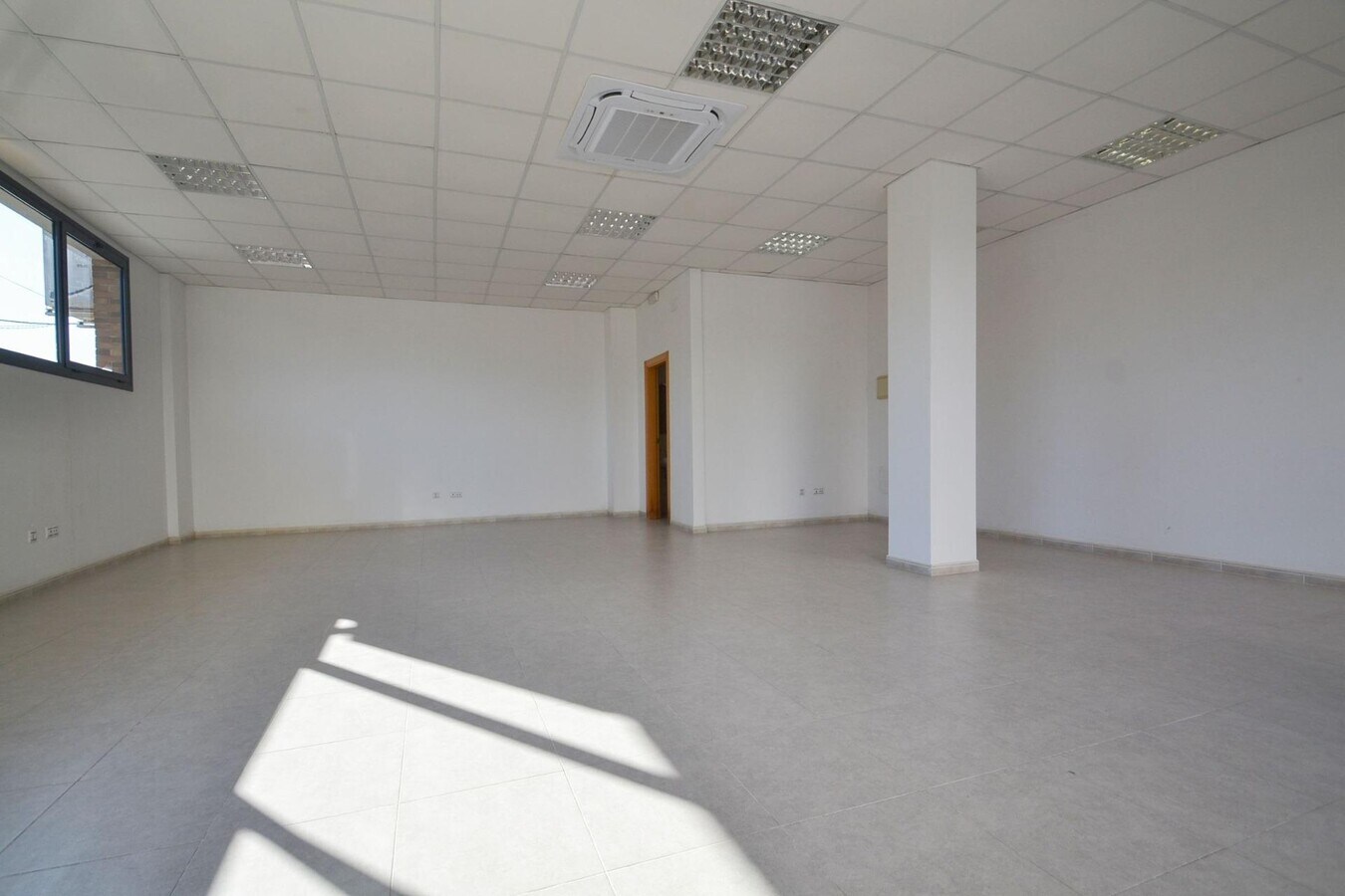 Deltebre, TAR 43580 - Lot Pta. A - - Photo intérieure - Image 2 of 3