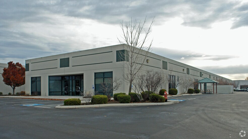 12553 W Explorer Dr, Boise, ID à vendre - Photo de l’immeuble – Image 2 sur 22