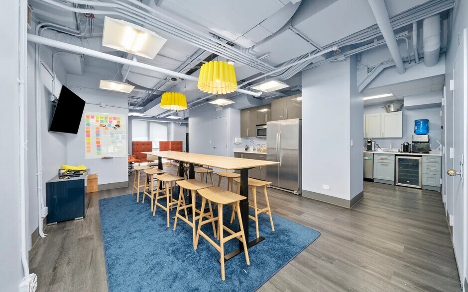 345 N Canal St, Chicago, IL à louer - Photo intérieure – Image 3 sur 14