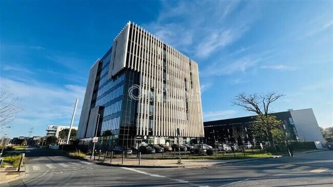 Plus de détails pour Bureau à louer