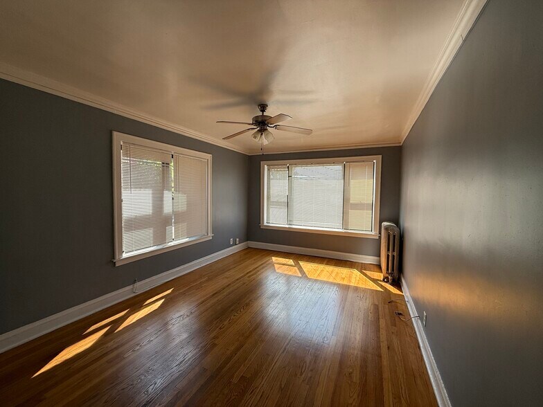 8259 S Loomis Blvd, Chicago, IL à vendre - Photo intérieure – Image 3 sur 3