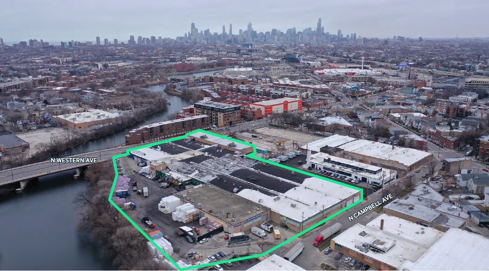 2950 N Western Ave, Chicago, IL à louer - Photo de l’immeuble – Image 3 sur 24