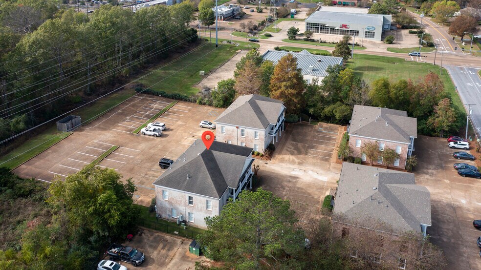 403-C Towne Center Blvd, Ridgeland, MS à vendre - Photo de l’immeuble – Image 2 sur 43