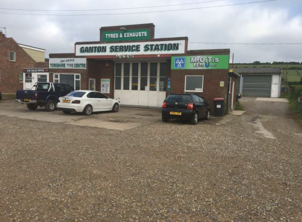 Ganton Service Station, Staxton à vendre - Photo de l’immeuble – Image 2 sur 3
