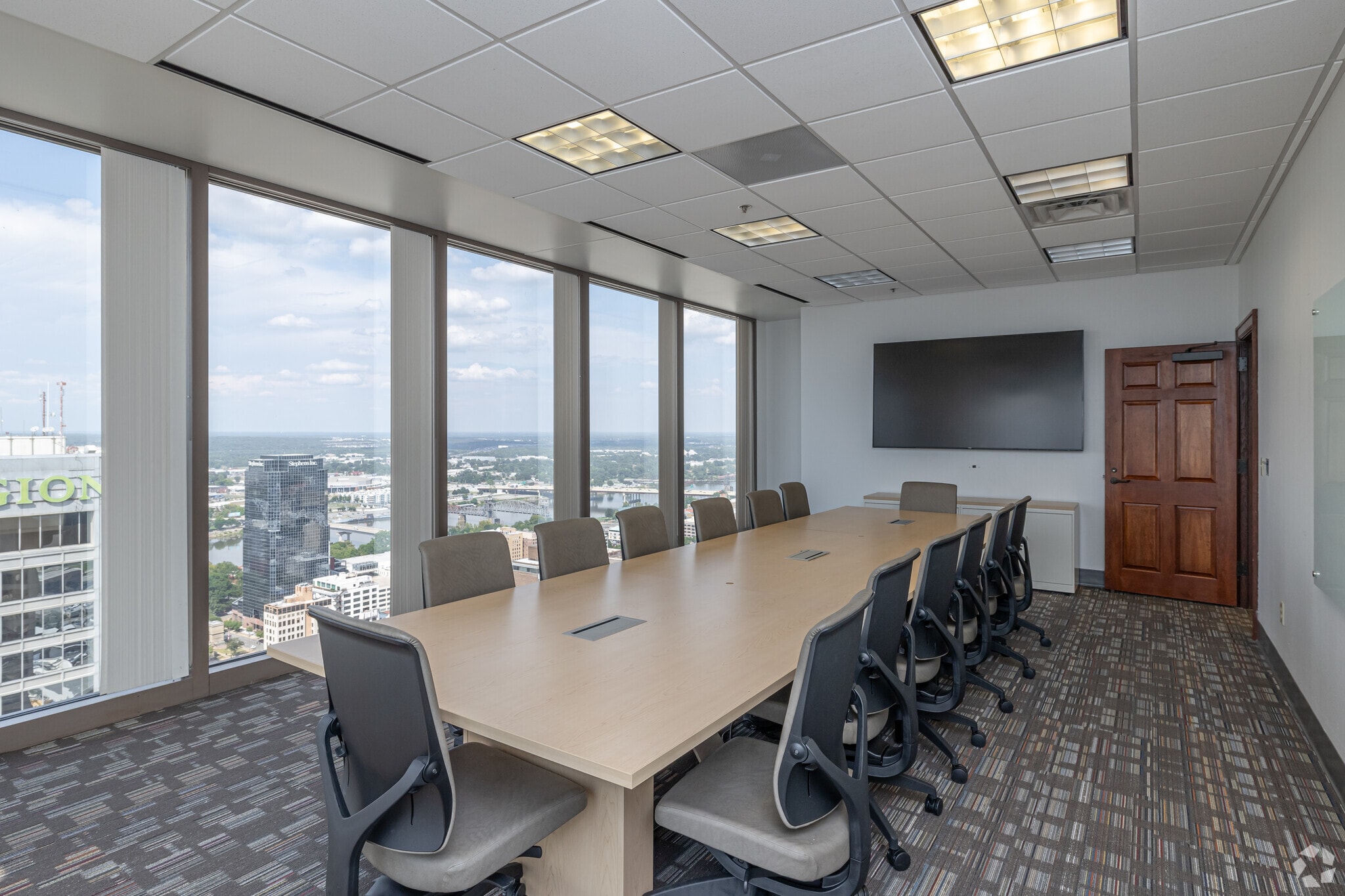 425 W Capitol Ave, Little Rock, AR à louer Photo intérieure– Image 1 sur 2