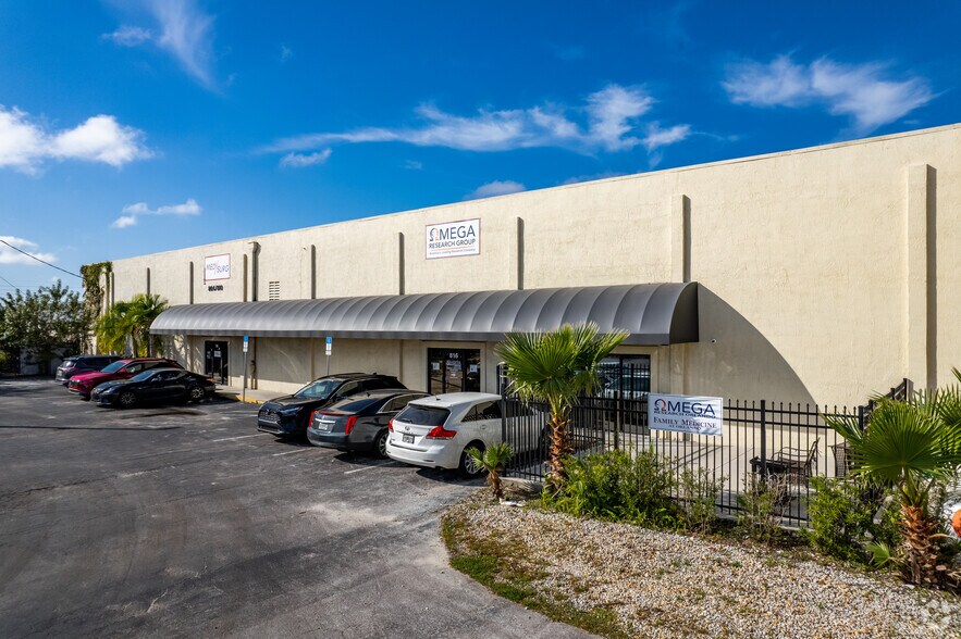 800-840 Mercy Dr, Orlando, FL à louer - Photo principale – Image 2 sur 38