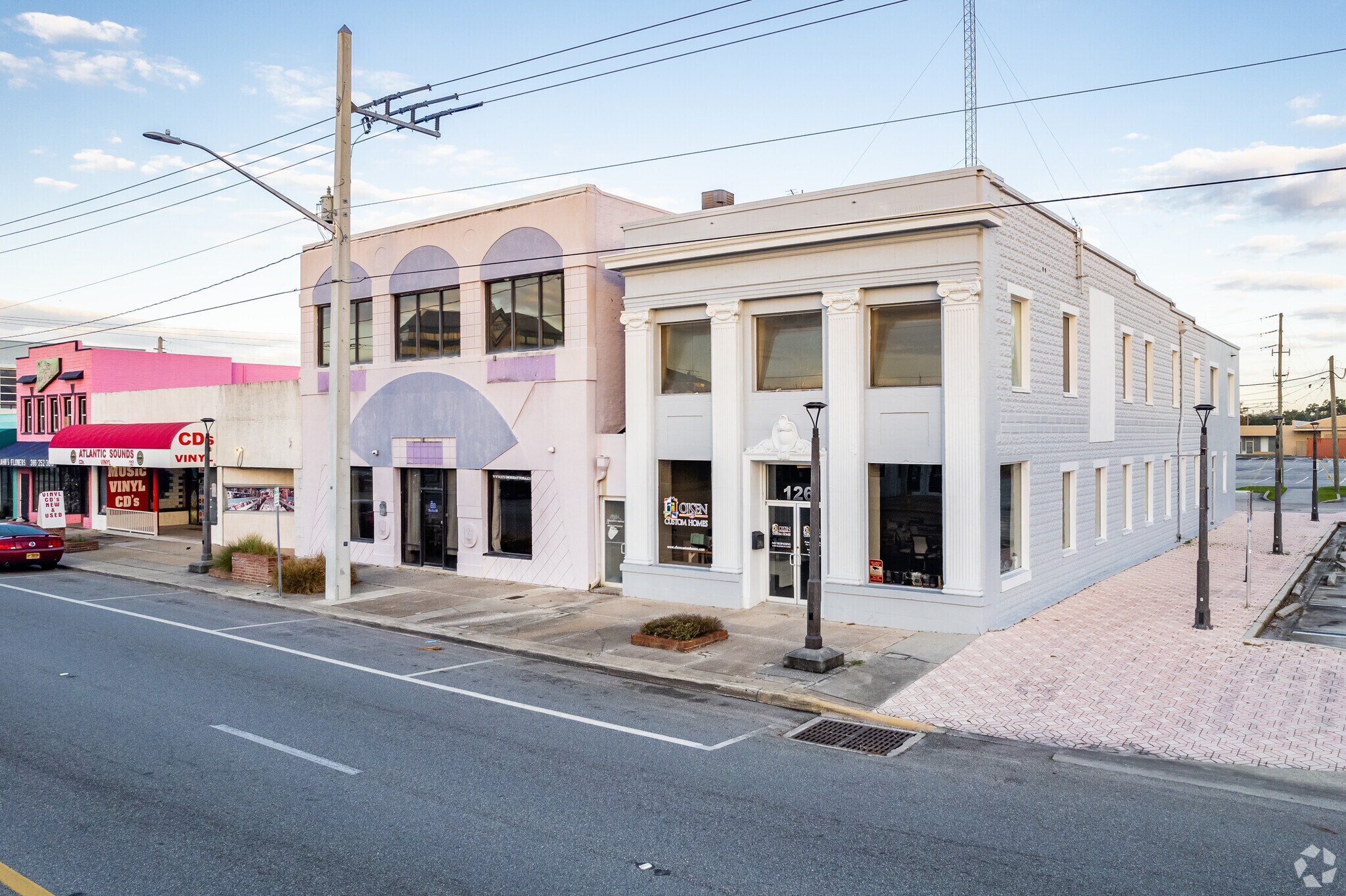 126 W International Speedway Blvd, Daytona Beach, FL à louer Photo principale– Image 1 sur 14