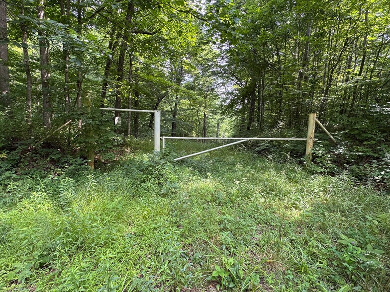 8441 Millertown Rd SE, Corning, OH à vendre - Photo de l’immeuble – Image 3 sur 14