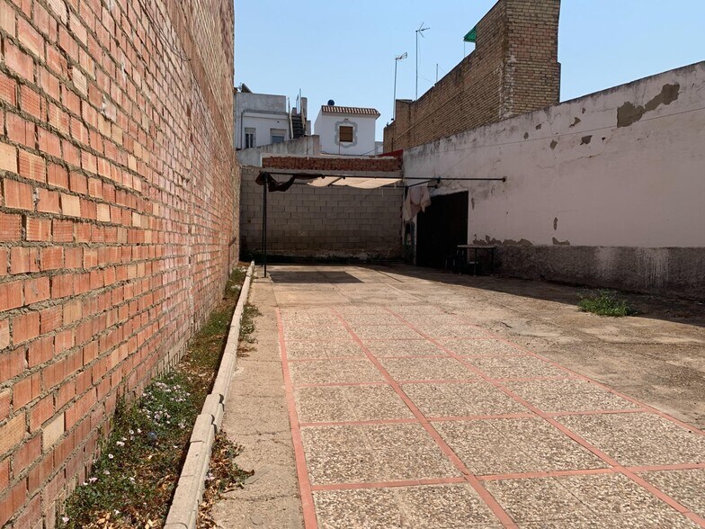 Terrain dans Cantillana, Sevilla à vendre - Photo de l’immeuble – Image 2 sur 8