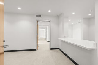 512 Westline Dr, Alameda, CA à louer Photo intérieure– Image 2 sur 13