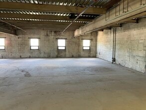 50 Rockland Rd, Norwalk, CT à louer Photo intérieure– Image 2 sur 5