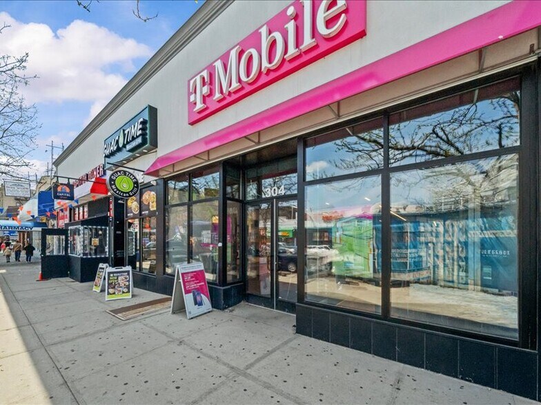 304-312 E 204th St, Bronx, NY à vendre - Photo principale – Image 1 sur 3