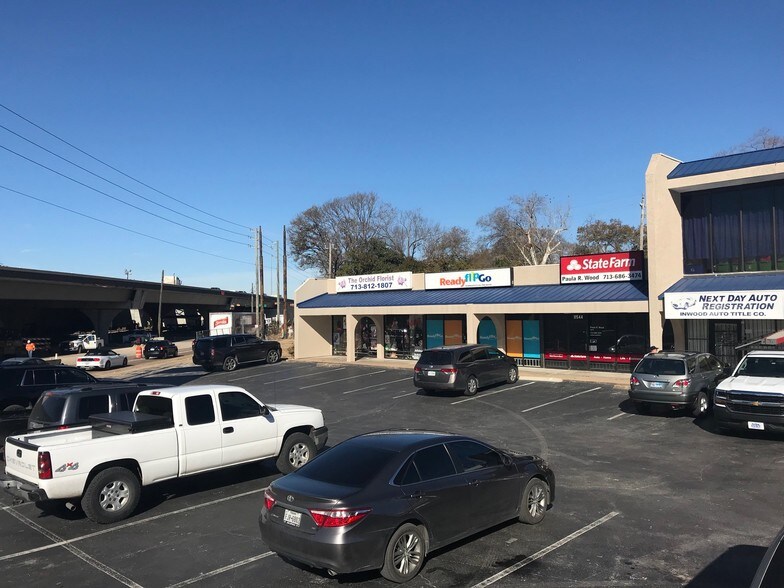 11520-11550 Northwest Fwy, Houston, TX à louer - Photo de l’immeuble – Image 1 sur 6