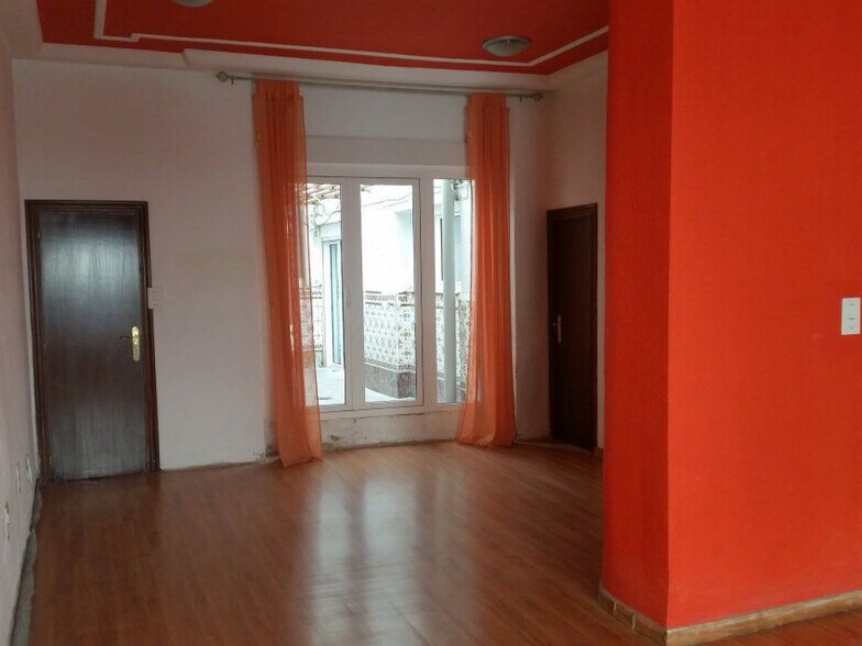 Local commercial dans Ontinyent, Valencia à louer - Photo intérieure – Image 3 sur 6