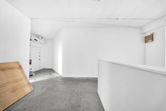 18480-18484 W Dixie Hwy, North Miami Beach, FL à louer Photo intérieure– Image 1 sur 8