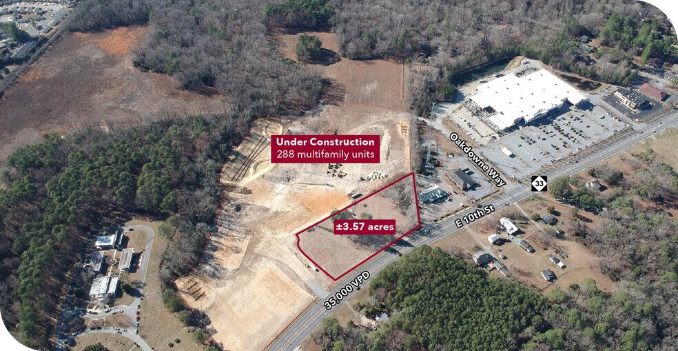 1100 Mann Farm Ln, Greenville, NC à vendre - Aérien – Image 1 sur 4