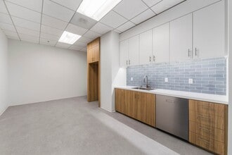 15635 Alton Pky, Irvine, CA à louer Photo intérieure– Image 1 sur 8